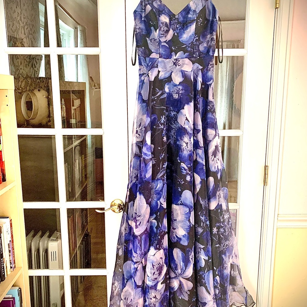 PROM/PARTY DRESS/GOWN Size 3/4 (SMALL) by DARLING